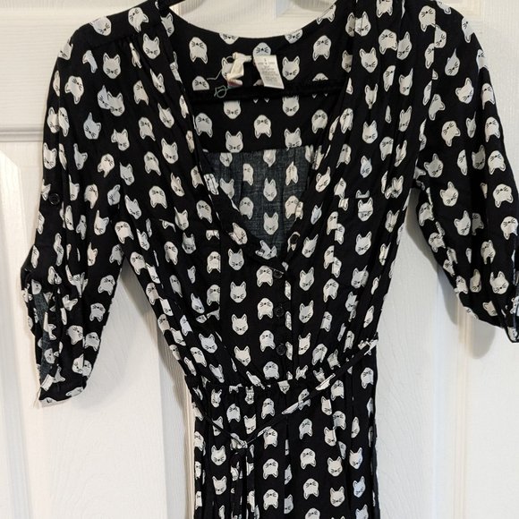 Mimi Chica Dresses & Skirts - Cat print dress